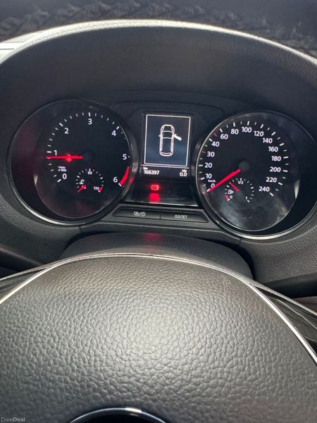 Volkswagen Polo 2016 382297394