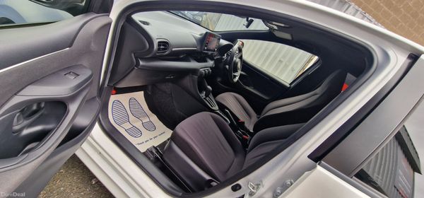 Toyota Yaris Automatic 382208498