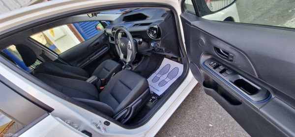 Toyota Aqua Automatic 382210118