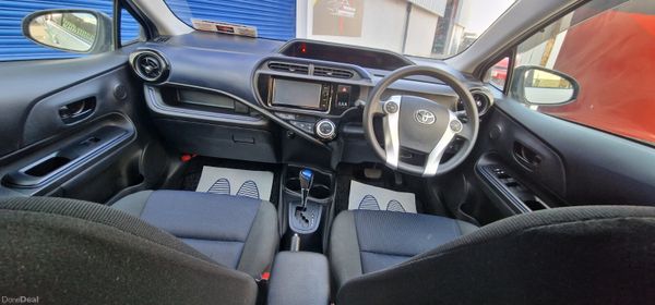 Toyota Aqua Automatic 382210132