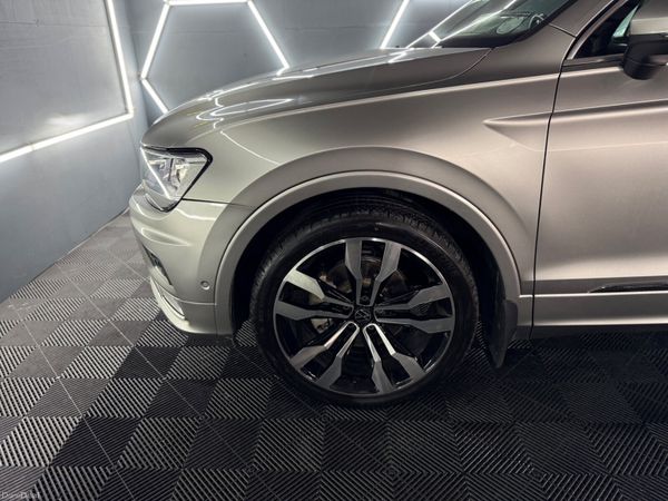 ◼️2018 VOLKSWAGEN TIGUAN R-LINE 2.0 TDI MANUAL◼️ 382212708