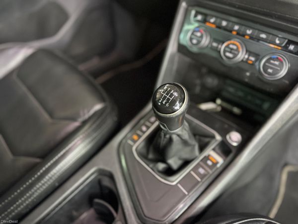 ◼️2018 VOLKSWAGEN TIGUAN R-LINE 2.0 TDI MANUAL◼️ 382212720