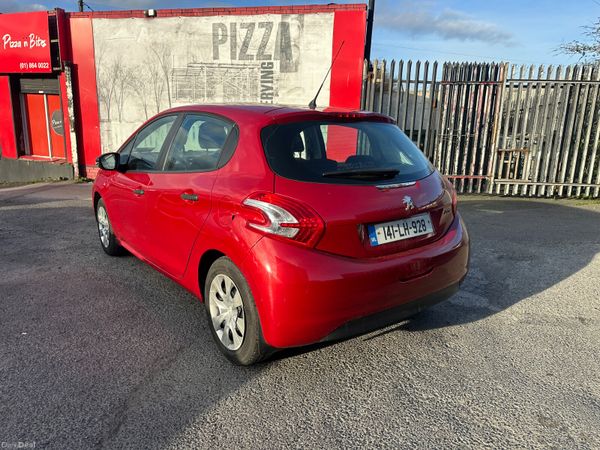 Peugeot 208 1.2 petrol NCT TAX LOW KMS 382213754