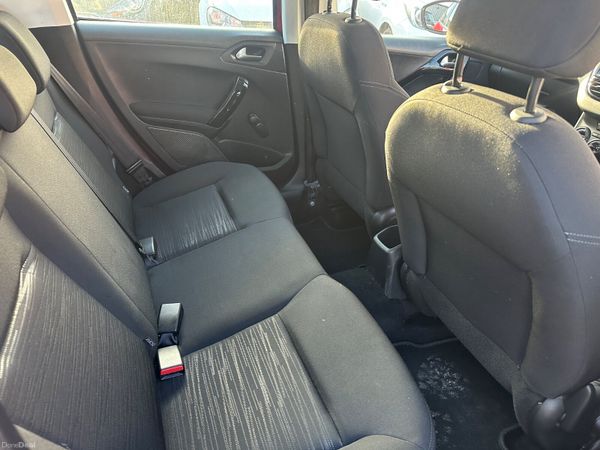 Peugeot 208 1.2 petrol NCT TAX LOW KMS 382213770