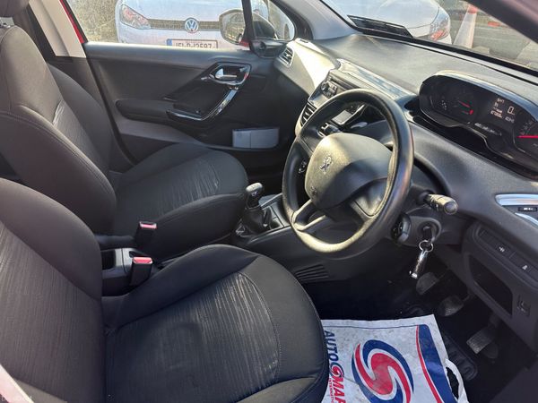 Peugeot 208 1.2 petrol NCT TAX LOW KMS 382213774