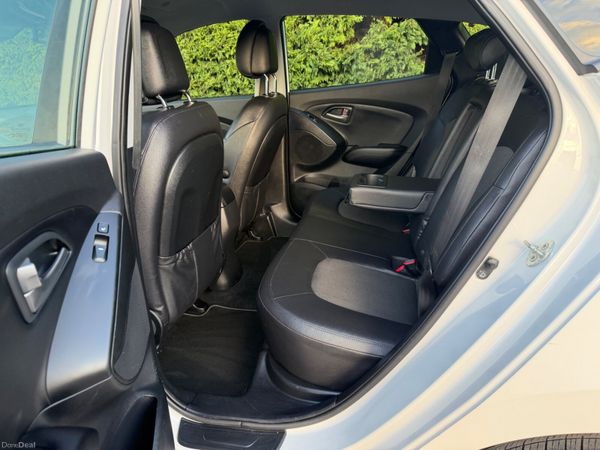 Hyundai ix35 2015 EXEC 1.7Crdi NEW NCT 05-27 382215696