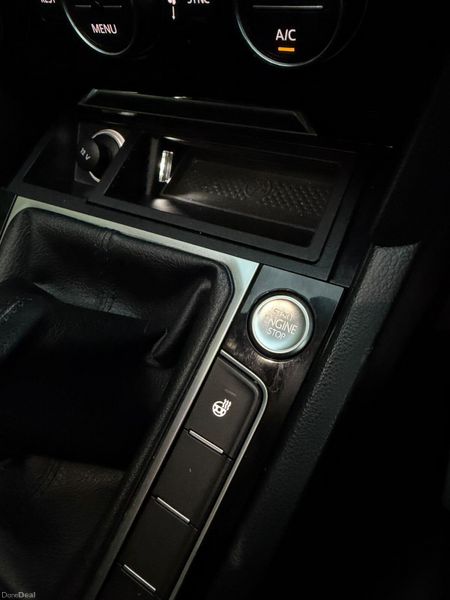 VW Passat 2017 TDi 1.6 HIGHLINE 120-BHP 382217050