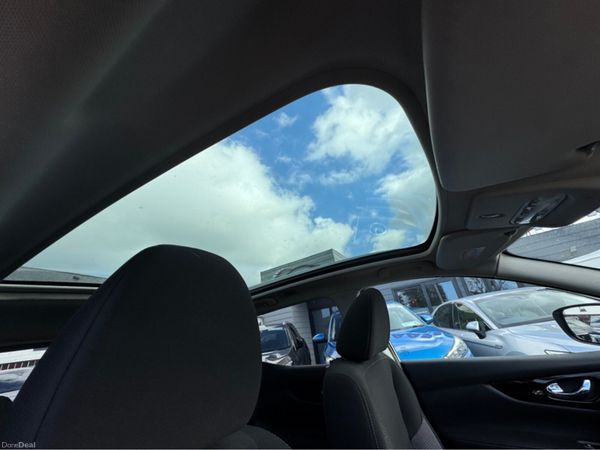 Nissan Qashqai 1.2 SV 18 4DR 382225910