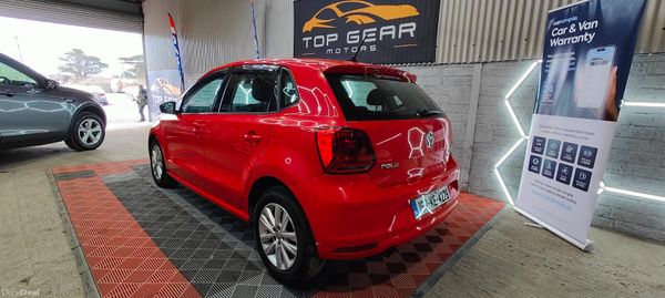 162VW Polo- low milage very Clean car 382227046