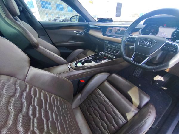 Audi GT e-tron quattro air suspension, New Nct 382342944