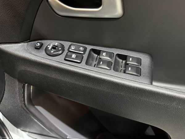 Kia Sportage 1.7 D EXL 382353782