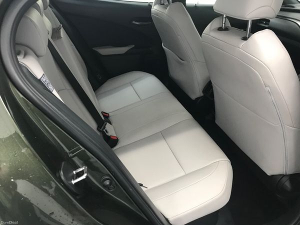 Lexus UX 2022 382388728