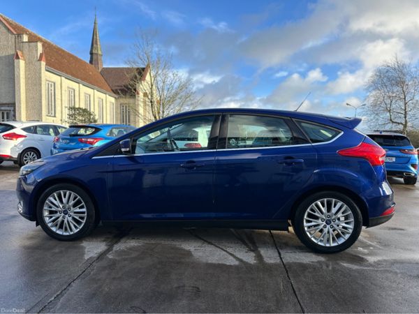 Ford Focus ZETEC 5DR 1.5 TD 95PS 6SPEED 4DR 382398562