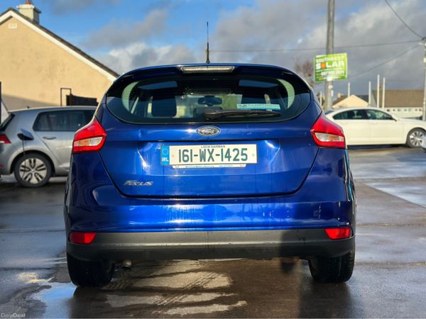 Ford Focus ZETEC 5DR 1.5 TD 95PS 6SPEED 4DR 382398570