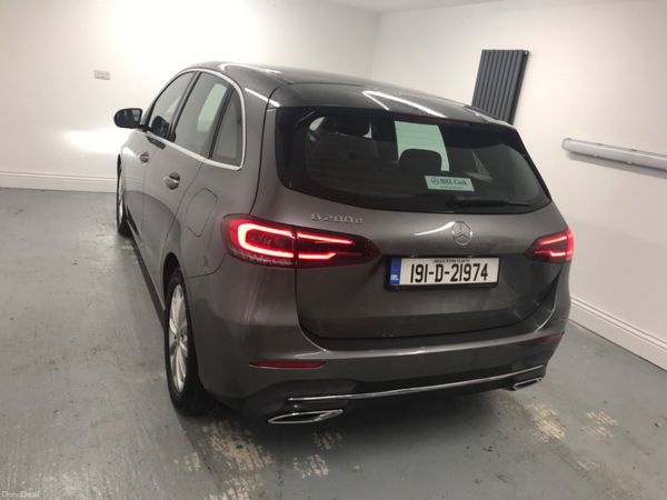Mercedes-Benz B-Class 2019 382301742