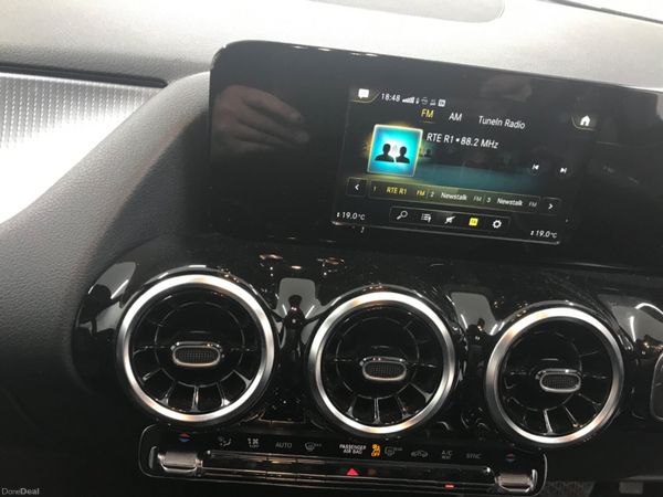 Mercedes-Benz B-Class 2019 382301752