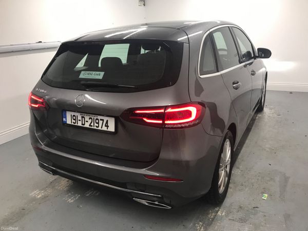 Mercedes-Benz B-Class 2019 382301734