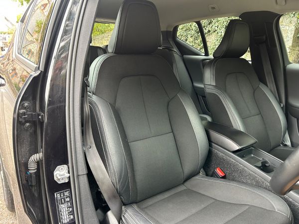 2019 VOLVO XC40 DIESEL SAT NAV NCT JANUARY 2027 382314236