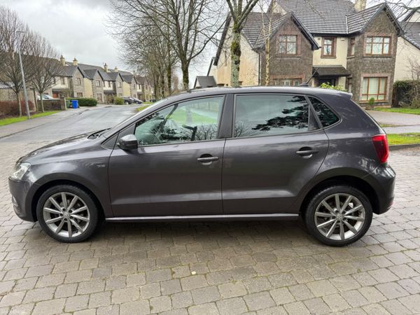 Volkswagen Polo 2016 AUTOMATIC Lounge Model!!! 382316442