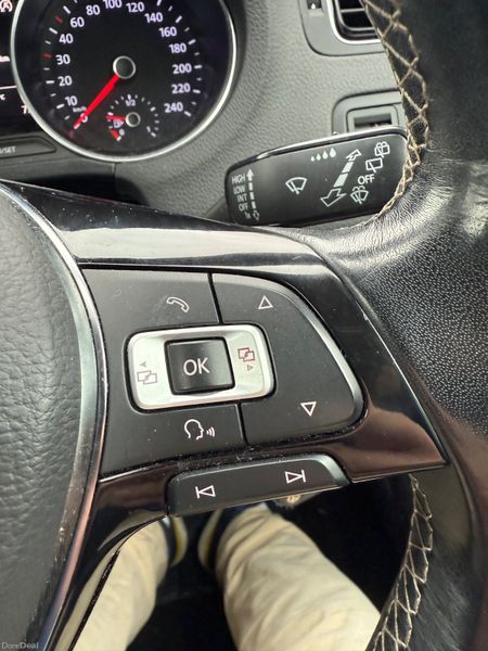 Volkswagen Polo 2016 AUTOMATIC Lounge Model!!! 382316466