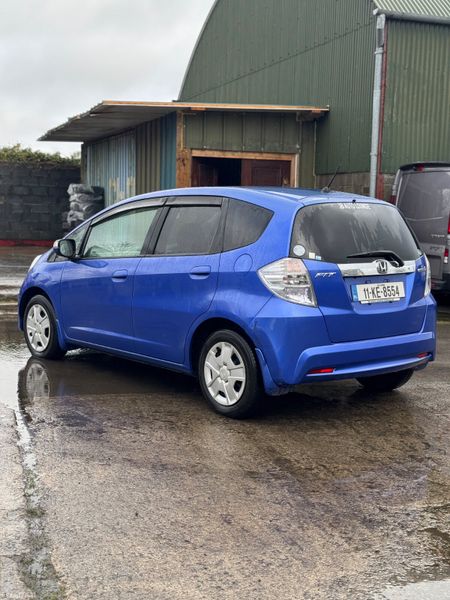 HONDA FIT 1.3L Auto HYBRID 2011 50000KM 382323810