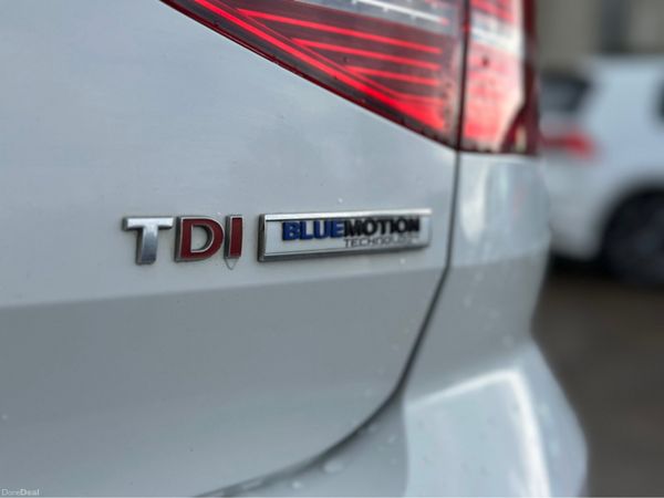 Volkswagen Passat HIGHLINE 1.6 TDI MANUAL 6SPEED F 382333498