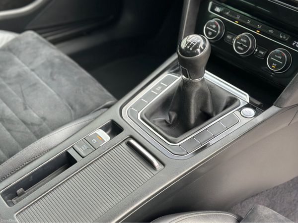 Volkswagen Passat HIGHLINE 1.6 TDI MANUAL 6SPEED F 382333524