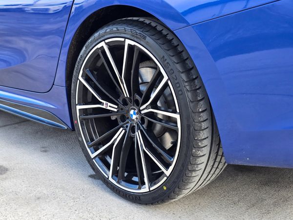 BMW 3-Series 2021 M- SPORT Portimao Blue Metallic 382468504