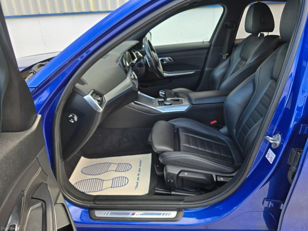 BMW 3-Series 2021 M- SPORT Portimao Blue Metallic 382468506
