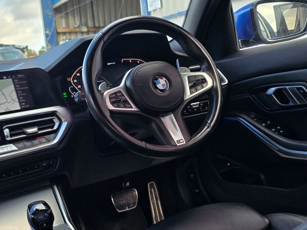 BMW 3-Series 2021 M- SPORT Portimao Blue Metallic 382468510