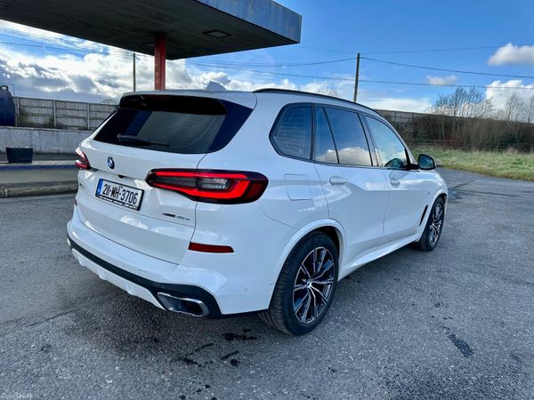 BMW X5 2021 45e  M Sport 3.0L Petrol Hybrid 382472330