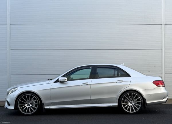 Mercedes-Benz E220d AMG NightEdition 382408718