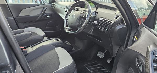 Citroen C4 2016 (AUTOMATIC 7 SEATER) 382436936