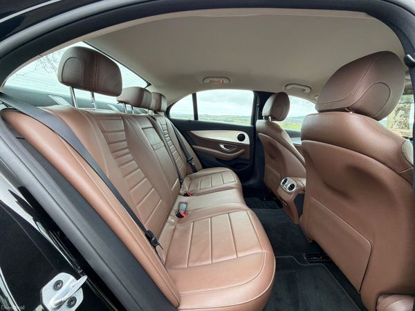 Mercedes-Benz E-Class 2019  Premium Low Mileage 382547126