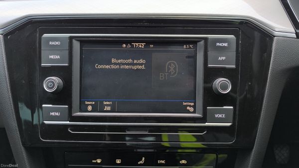 2022 Volkswagen Passat 1 Warranty AA Aprroved 382547856