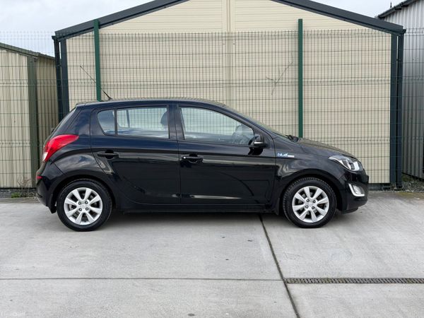 Hyundai i20 141 1.4 Diesel 382554818