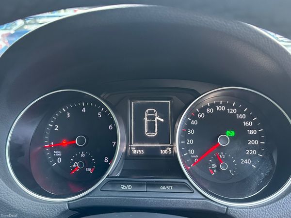 VW POLO 2015 1.2 AUTOMATIC HIGH SPEC 11K MILES 382521598