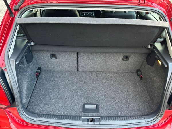 VW POLO 2015 1.2 AUTOMATIC HIGH SPEC 11K MILES 382521610