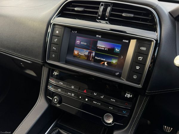 2017 Jaguar F-Pace 2.0 Diesel R-Sport RWD 382529674