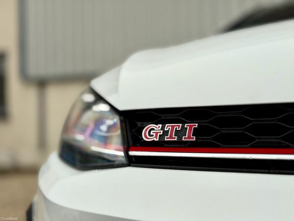 2018 Volkswagen Golf GTI DSG 245BHP 382671912