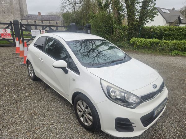 Kia Rio 2015 382675470