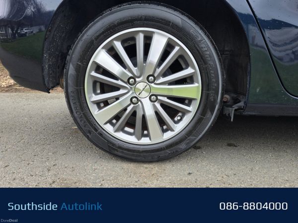 ONLY 18K KMS!! AUTO / NEW NCT! 382680956