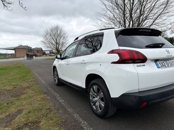 Peugeot 2008 2018 PureTech 1.2 Low Mileage 382682294