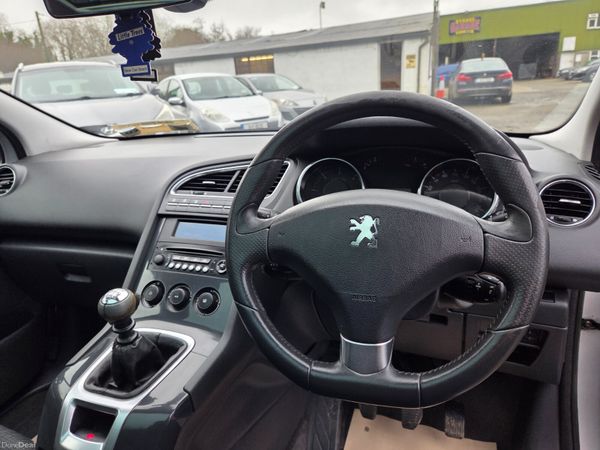 High Spec Peugeot 5008 7 Seater 382687422