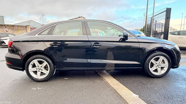 Audi A3 2020 382606062