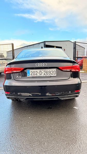 Audi A3 2020 382606064