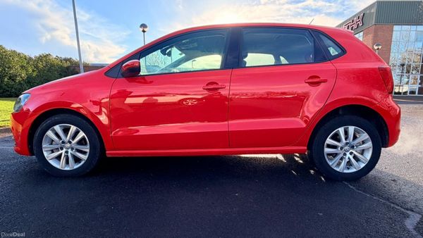 Volkswagen Polo 2016 382606182