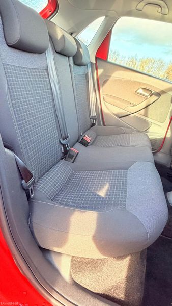 Volkswagen Polo 2016 382606192