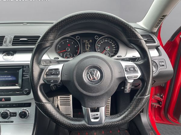 2015 Volkswagen Passat (S38) 382624110