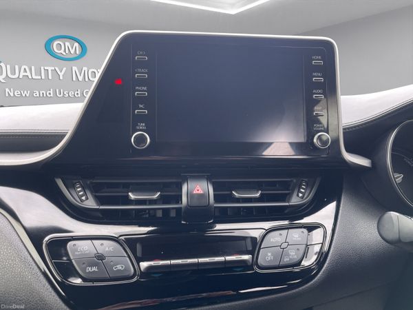2020 Toyota C-HR (S100) 382624934